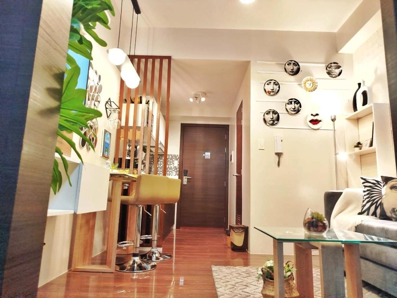 Stylish&Comfort Unit With Balcony In Air Makati Makati City Exterior foto