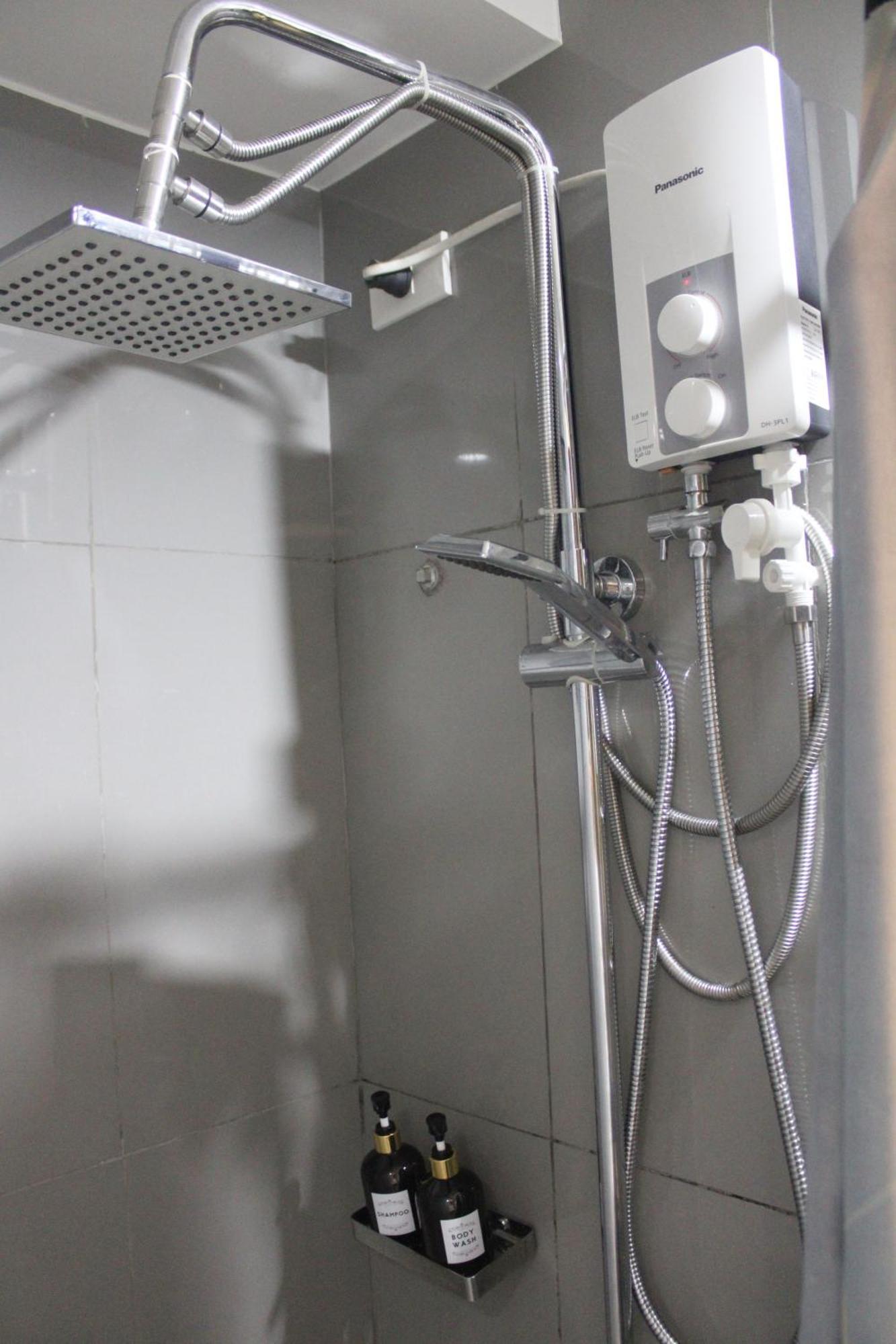 Stylish&Comfort Unit With Balcony In Air Makati Makati City Exterior foto